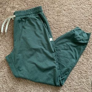 Vuori performance jogger size small